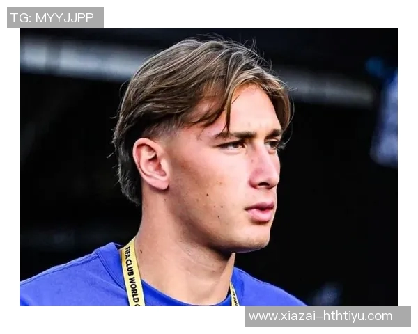 20岁3个月16天F埃斯波西托创意大利国脚进球新纪录