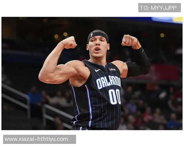 戈登今日扣篮表现引发约基奇疑惑他究竟何时完成了这精彩一扣 戈登今日扣篮表现引发约基奇疑惑他究竟何时完成了这精彩一扣