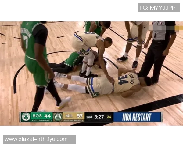 小里盛赞字母哥风度翩翩湖记调侃其在比赛用球管理上有所提升 小里盛赞字母哥风度翩翩湖记调侃其在比赛用球管理上有所提升