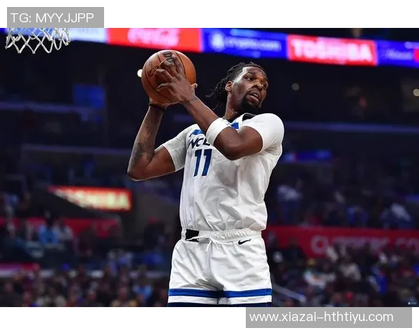 纳兹里德表现惊艳18投11中砍下33分三分球命中率高达60 纳兹里德表现惊艳18投11中砍下33分三分球命中率高达60