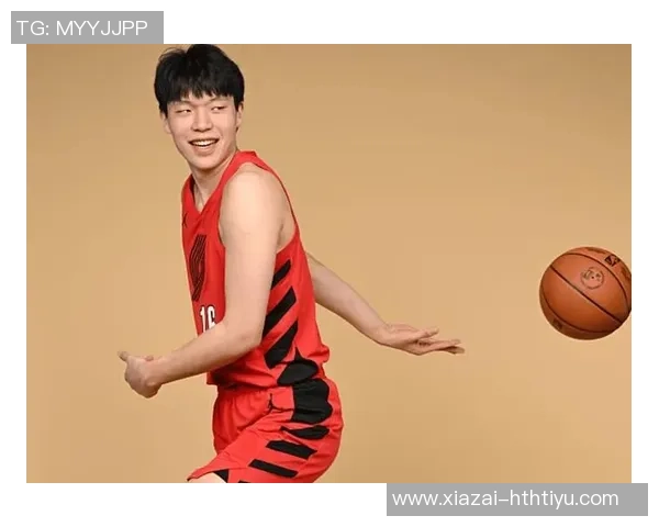 杨瀚森上半场未能登场开拓者面临9分落后困境继续期待机会